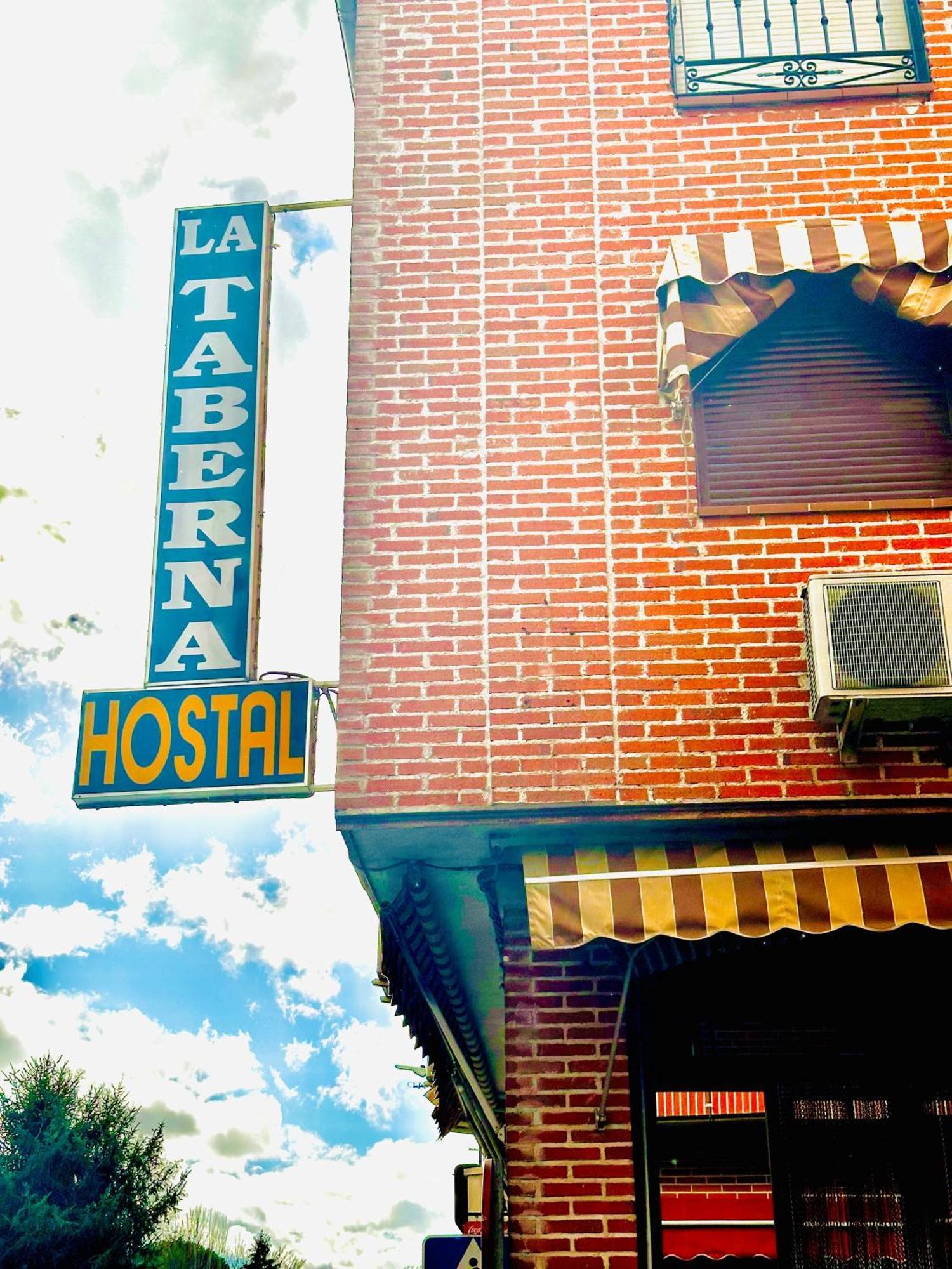 Hostal La Taberna Arenas de San Pedro Exterior photo