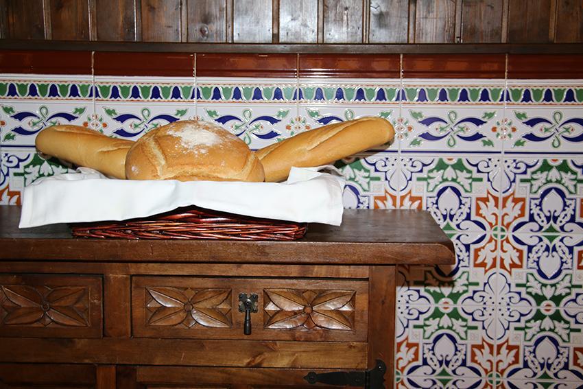 Hostal La Taberna Arenas de San Pedro Exterior photo